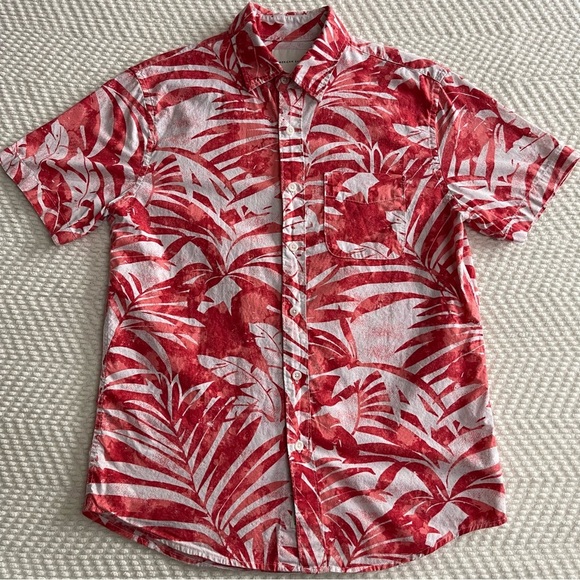 American Eagle Shirt Men XS Red Button Down/Up Hawaiian Beach Aloha Palms - Picture 1 of 7